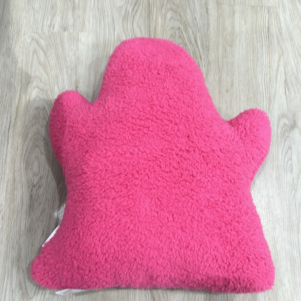 Pink ghost pillow - Picture 3 of 3